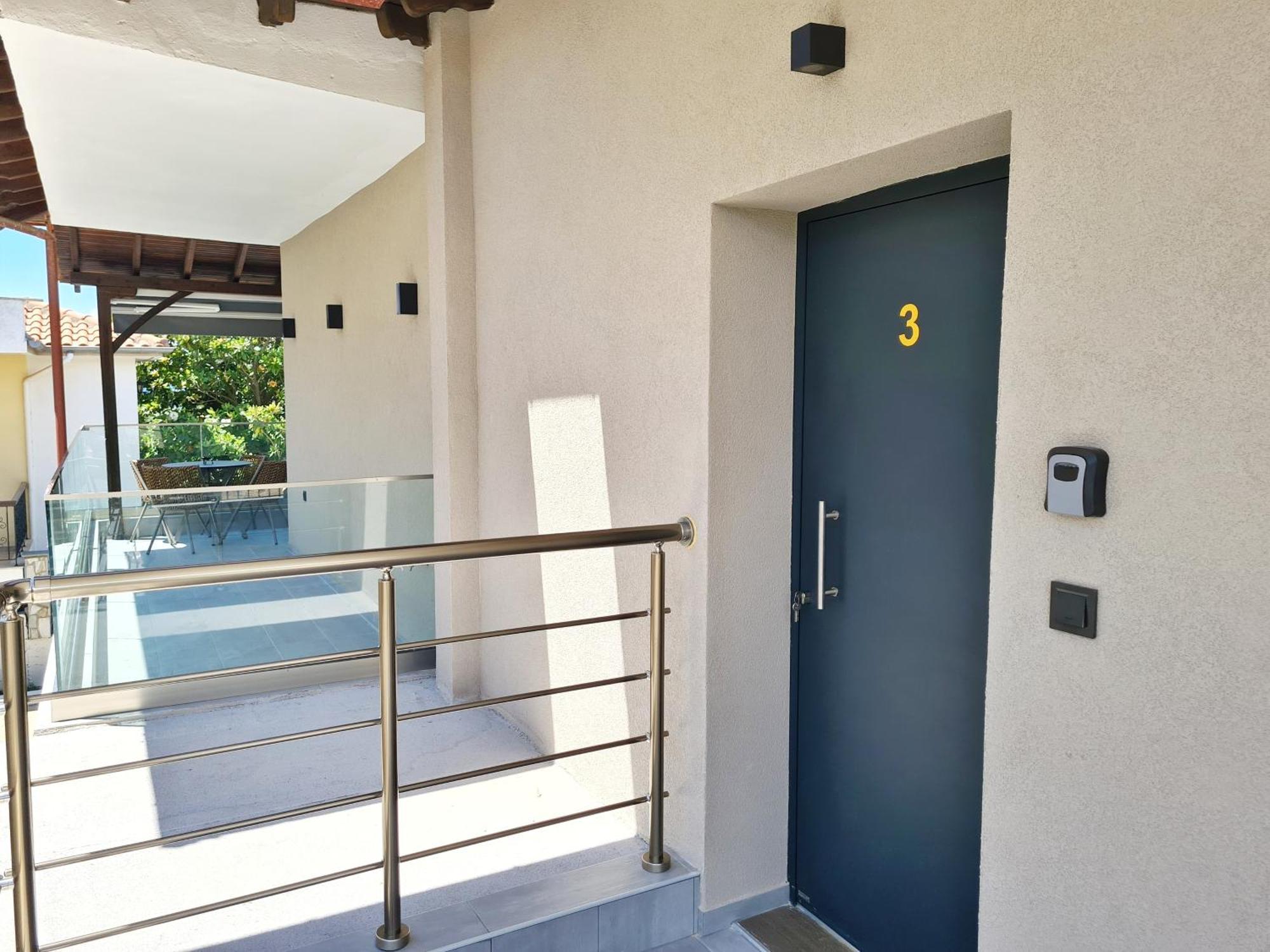Agnanti-Apartments B Nikiti  Extérieur photo